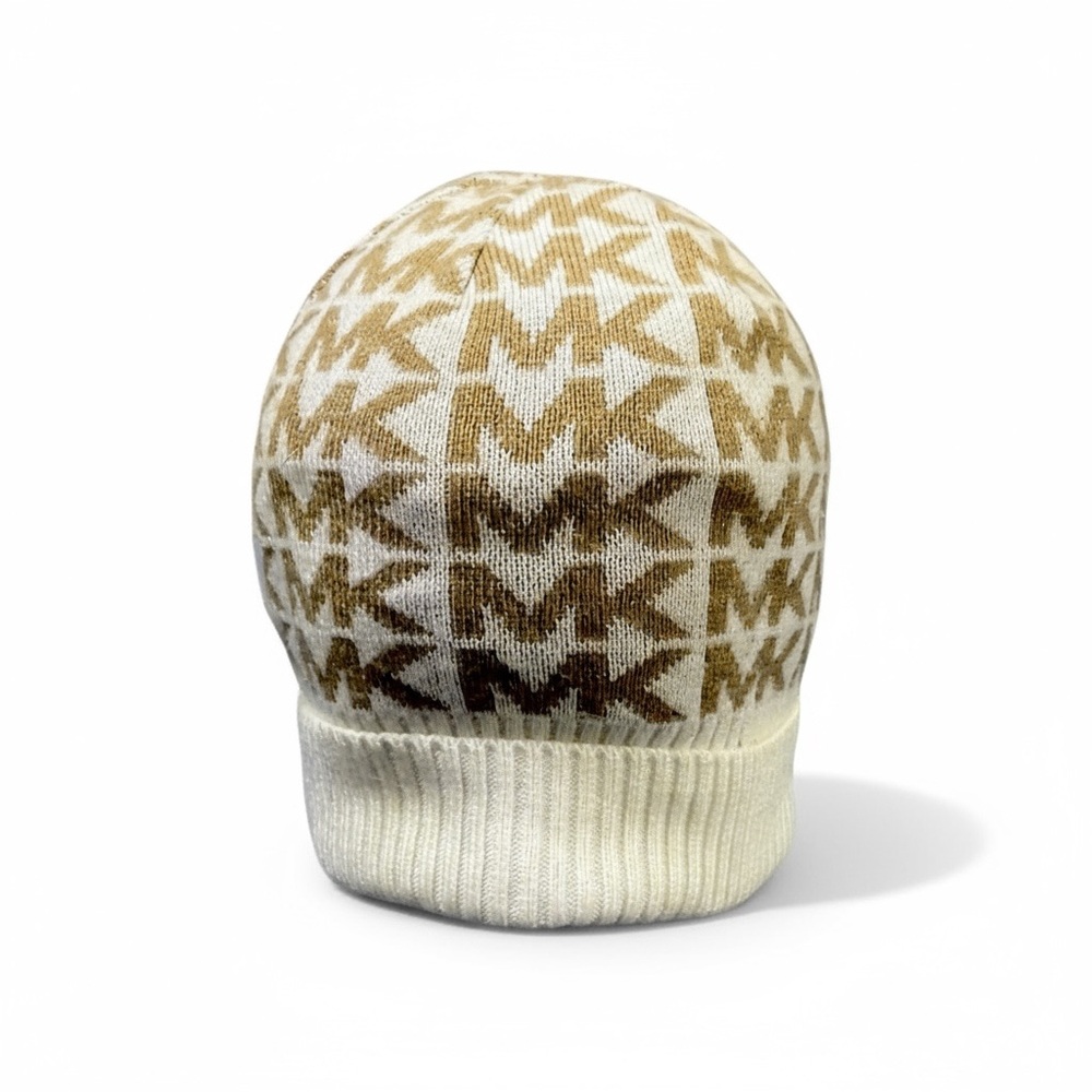 🌿  Michael Kors Gold Monogram Knit Beanie ✨‎